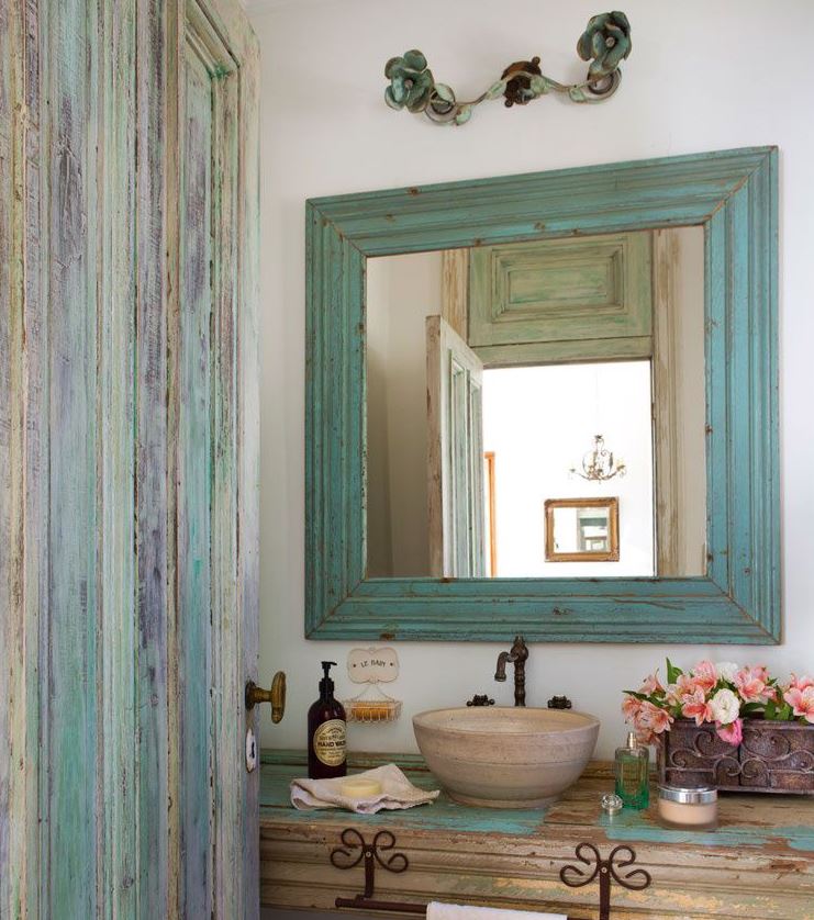 decorar baños con espejos cuadrados