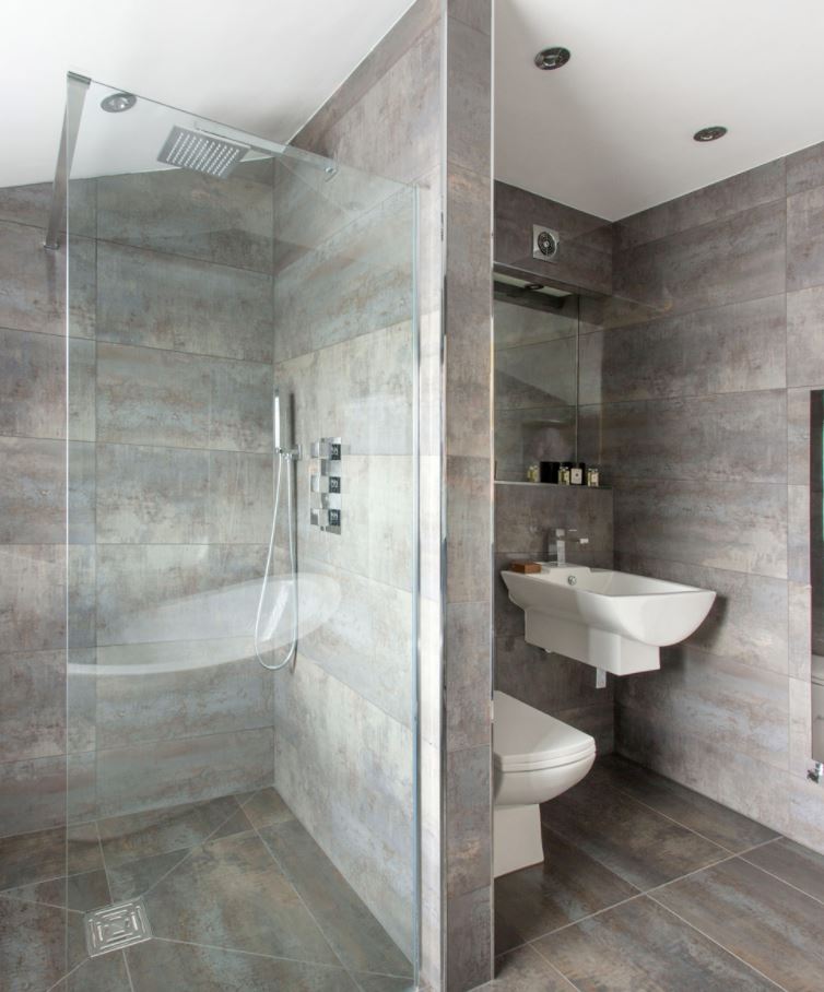 cuartos de baño elegantes y modernos