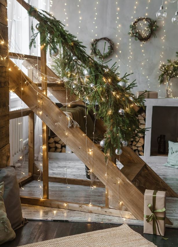 decoracion de escalera de navidad
